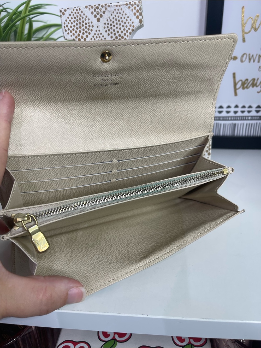 Louis Vuitton Damier Azur Canvas Sarah Wallet - Picture 6 of 10
